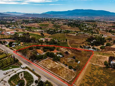 View/Area - 33545 Madera De Playa, Temecula, CA 92592 photo 7 of 26