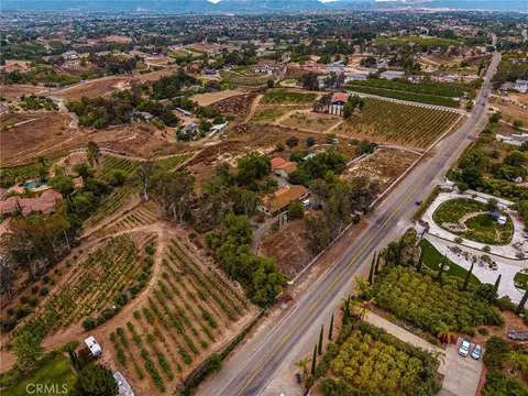 View/Area - 33545 Madera De Playa, Temecula, CA 92592 photo 21 of 26