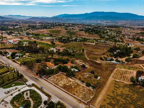 View/Area - 33545 Madera De Playa, Temecula, CA 92592 photo 6 of 26