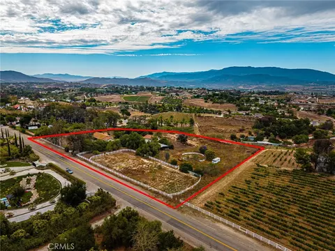 View/Area - 33545 Madera De Playa, Temecula, CA 92592 photo 23 of 26