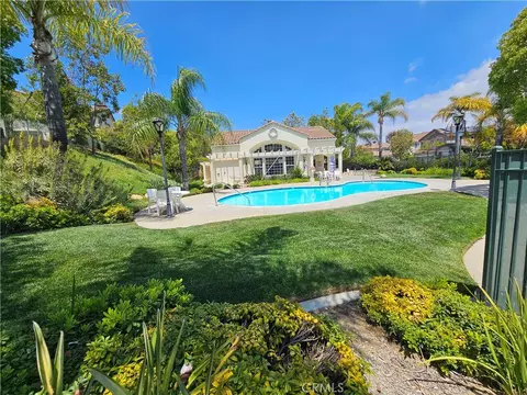 Exterior - 131 Brooks Ct, Simi Valley, CA 93065 photo 10 of 10