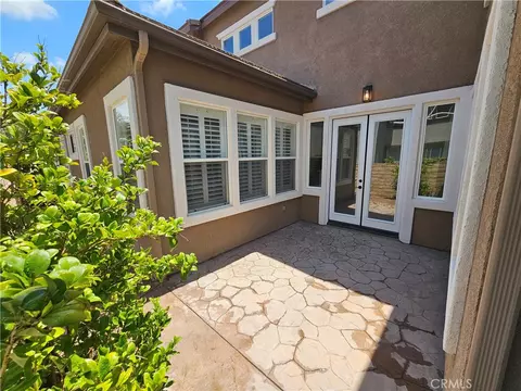Exterior - 131 Brooks Ct, Simi Valley, CA 93065 photo 9 of 10