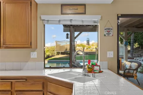 Kitchen - 16584 Creekside, Riverside, CA 92503 photo 2 of 4