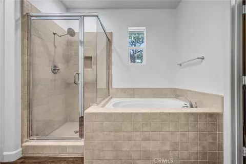 Bath - 231 Lonetree, Irvine, CA 92603 photo 1 of 2