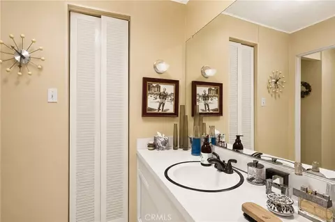 Bath - 3812 E Casselle Ave, Orange, CA 92869 photo 1 of 1