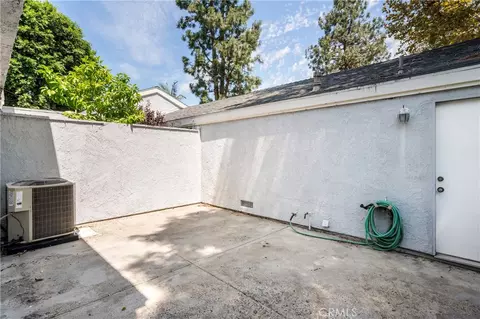 Exterior - 7 Wilking Dr, Irvine, CA 92620 photo 2 of 7