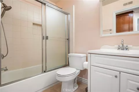 Bath - 7 Wilking Dr, Irvine, CA 92620 photo 4 of 4