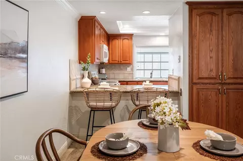 Dining - 7 Wilking Dr, Irvine, CA 92620 photo 2 of 5