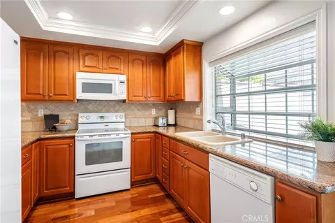 Kitchen - 7 Wilking Dr, Irvine, CA 92620 photo 3 of 3