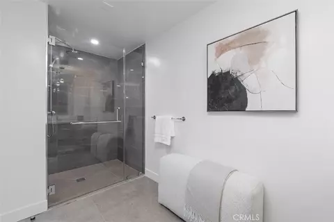Bath - 39 S Los Robles Ave #6020, Pasadena, CA 91101 photo 2 of 5