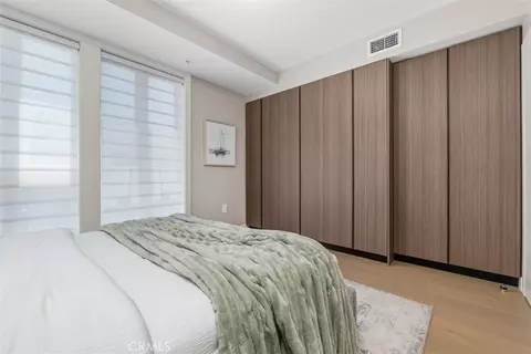 Bedroom - 39 S Los Robles Ave #6020, Pasadena, CA 91101 photo 2 of 4