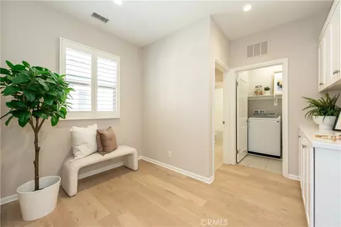 Entry Way - 146 Rotunda, Irvine, CA 92620 photo 3 of 4