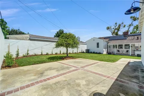 Exterior - 4155 Keever Ave, Long Beach, CA 90807 photo 8 of 8