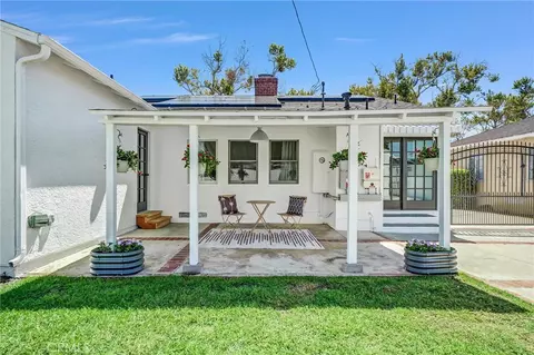 Exterior - 4155 Keever Ave, Long Beach, CA 90807 photo 4 of 8