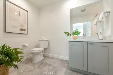 Bath - 2870 N Glassell, Orange, CA 92865 photo 1 of 7