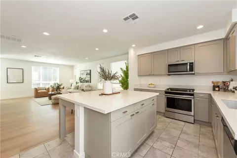 Kitchen - 2870 N Glassell, Orange, CA 92865 photo 2 of 4