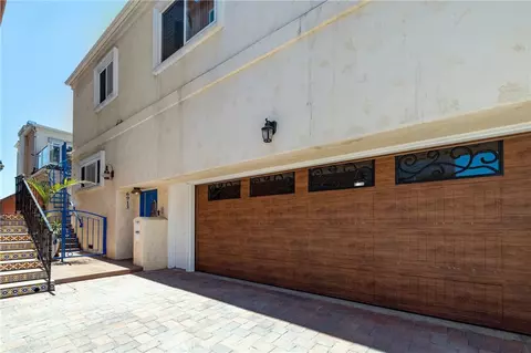 Exterior - 6911 E Seaside, Long Beach, CA 90803 photo 4 of 4
