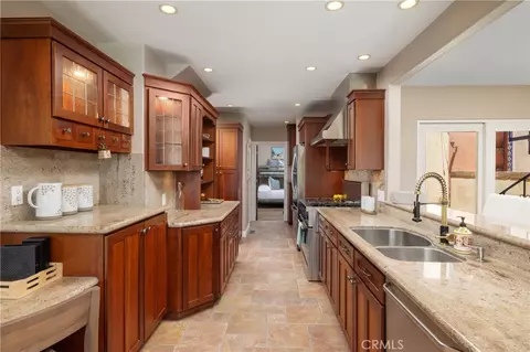 Kitchen - 6911 E Seaside, Long Beach, CA 90803 photo 2 of 5