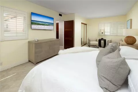 Bedroom - 6911 E Seaside, Long Beach, CA 90803 photo 4 of 5