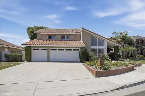 8832 Arcel, Huntington Beach, CA 92646