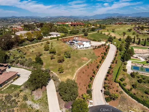 View/Area - 1210 Clos Duval, Bonsall, CA 92003 photo 3 of 7