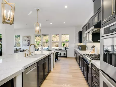 Kitchen - 1210 Clos Duval, Bonsall, CA 92003 photo 4 of 6