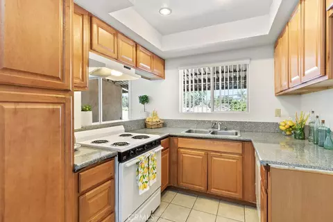 1801 Greenleaf St #15, Santa Ana, CA 92706