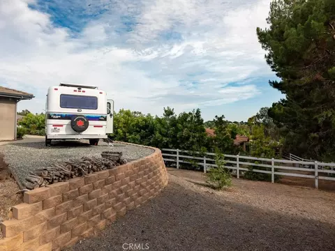 Exterior - 1406 Devin, Fallbrook, CA 92028 photo 10 of 18