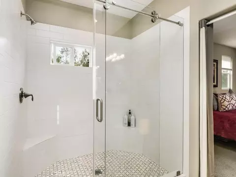 Bath - 1406 Devin, Fallbrook, CA 92028 photo 1 of 5