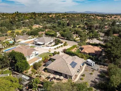 View/Area - 1406 Devin, Fallbrook, CA 92028 photo 7 of 19