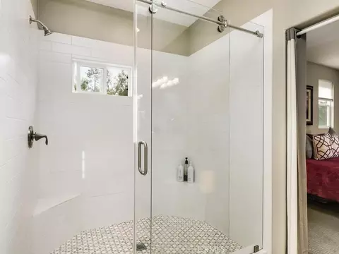 Bath - 1406 Devin, Fallbrook, CA 92028 photo 1 of 5