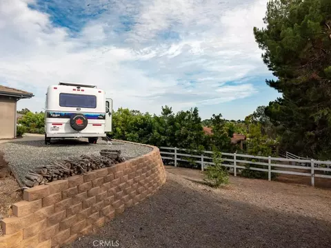 Exterior - 1406 Devin, Fallbrook, CA 92028 photo 11 of 18