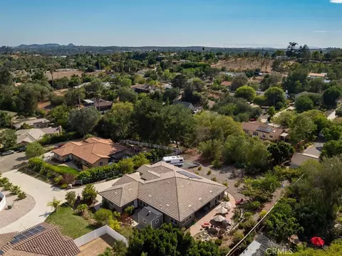 View/Area - 1406 Devin, Fallbrook, CA 92028 photo 5 of 19
