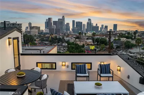 953 Everett St, Los Angeles, CA 90026
