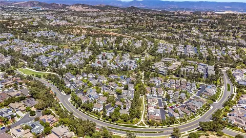 View/Area - 24 Thorp Spg, Ladera Ranch, CA 92694 photo 3 of 4