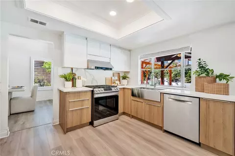 Kitchen - 919 W 14th St, Upland, CA 91786 photo 3 of 4