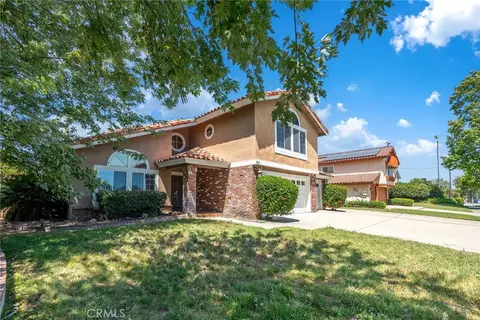 Exterior - 919 W 14th St, Upland, CA 91786 photo 9 of 10