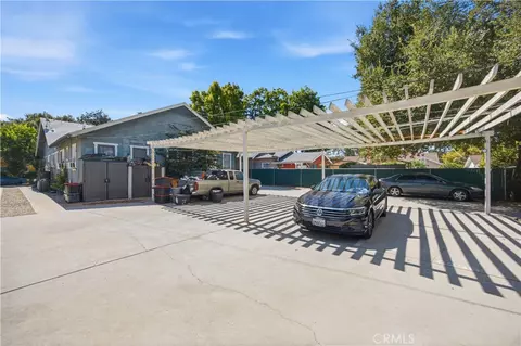 Exterior - 823 N Madison Ave, Pasadena, CA 91104 photo 2 of 5