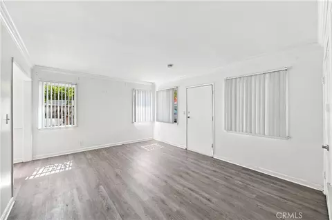 Living - 823 N Madison Ave, Pasadena, CA 91104 photo 1 of 2