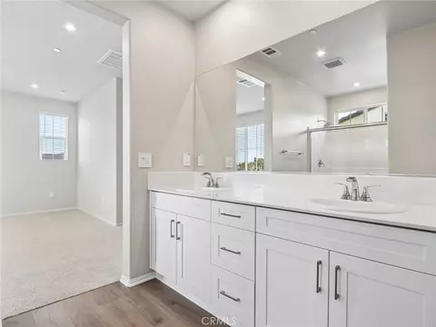 Bath - 40118 Campos Elegantes, Temecula, CA 92591 photo 4 of 4