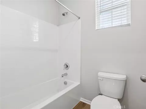 Bath - 40118 Campos Elegantes, Temecula, CA 92591 photo 3 of 3