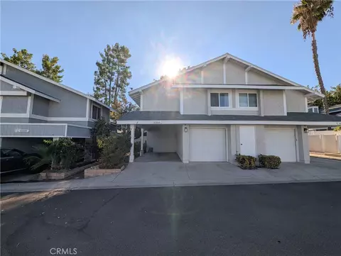 25255 Avenida Dorena, Newhall, CA 91321