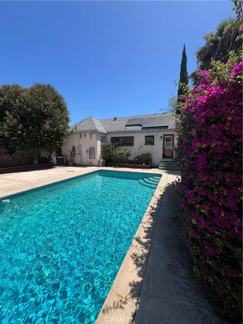 726 S Oak, Santa Ana, CA 92701