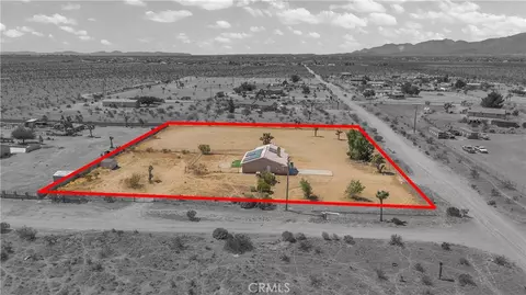 View/Area - 13473 Rochester, Phelan, CA 92371 photo 2 of 16