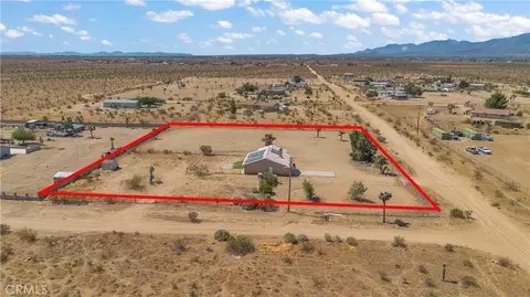 View/Area - 13473 Rochester, Phelan, CA 92371 photo 7 of 16