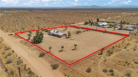 View/Area - 13473 Rochester, Phelan, CA 92371 photo 12 of 16