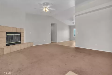 Living - 13473 Rochester, Phelan, CA 92371 photo 4 of 4
