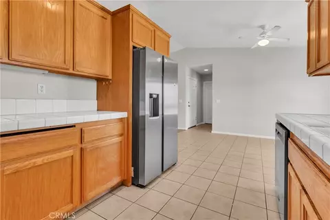 Kitchen - 13473 Rochester, Phelan, CA 92371 photo 4 of 4