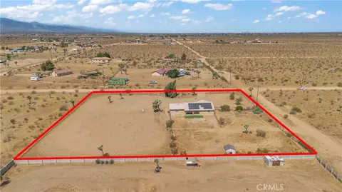 View/Area - 13473 Rochester, Phelan, CA 92371 photo 10 of 16