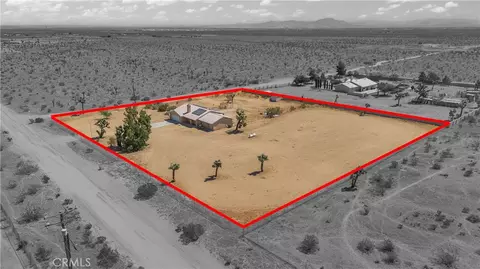 View/Area - 13473 Rochester, Phelan, CA 92371 photo 13 of 16